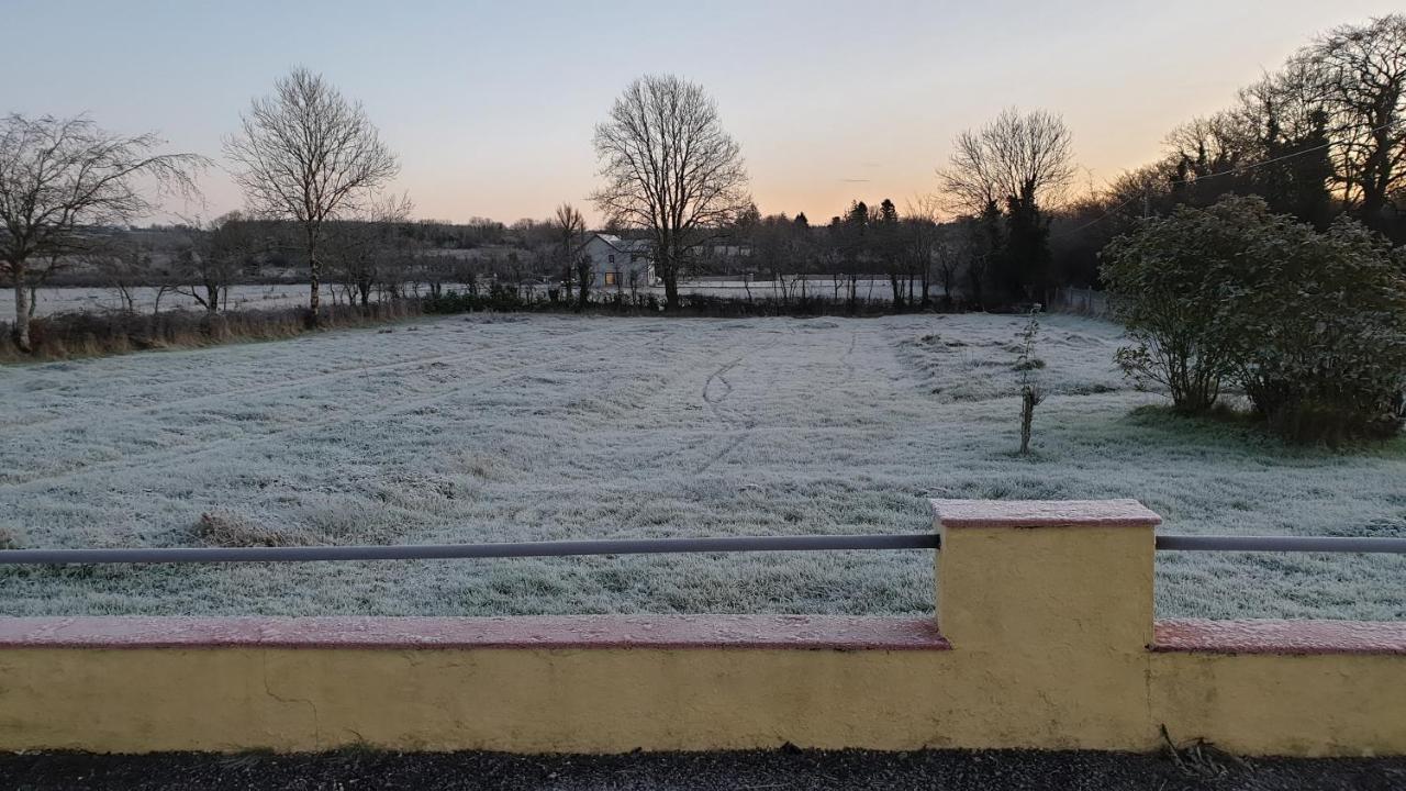 Strokestown Sunnyside B&B 외부 사진